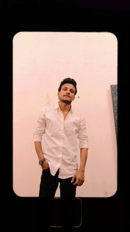 Aleister, 22, India
