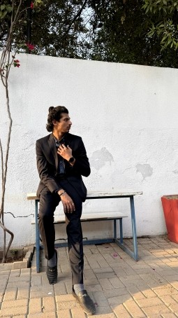 Jackson Robinson, 18, Pakistan