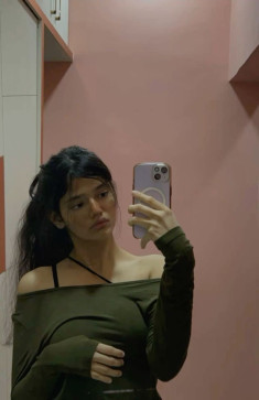 Cadelhadid, 23, India