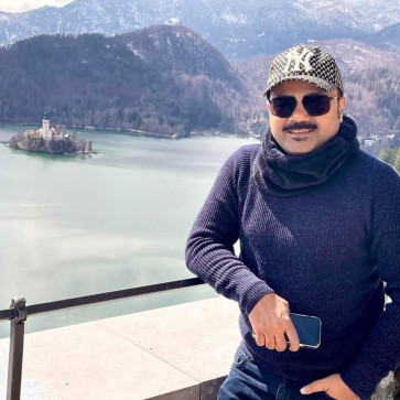  Bishu, 32, India
