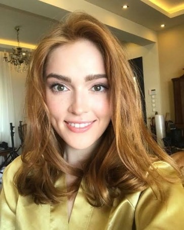 Ava Scofield, 30, United States