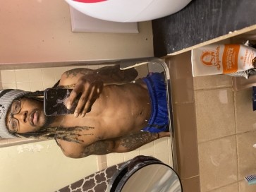 No_Lovee Tay, 22, United States