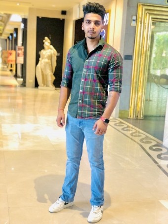 Harsh, 19, India