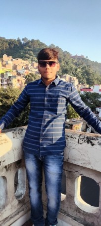 Hansaliya Nil, 19, India