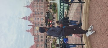 Praveen, 18, France