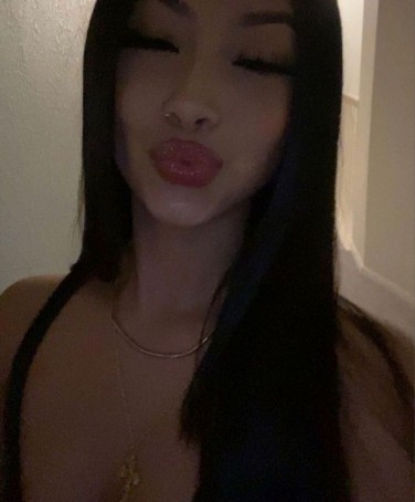 Catalina, 19, Mexico