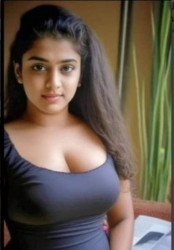 Ruhi, 24, India