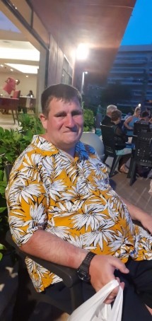 Robert, 54, United Kingdom