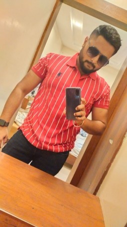 Vivek, 30, India
