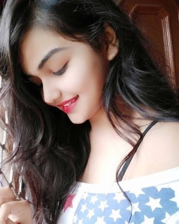 Jenni, 19, India