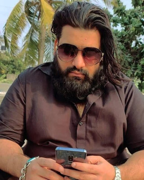 Aakash Thakur, 32, India