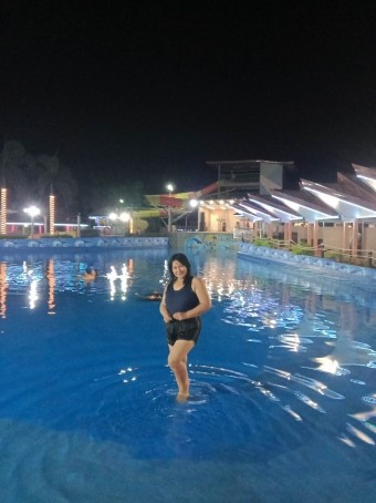 Lilia, 48, Philippines
