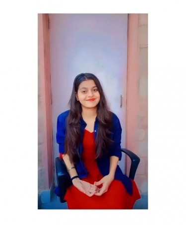 Mona Yadav, 19, India