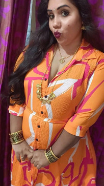 Sonali, 33, India
