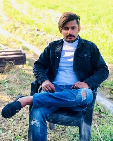 Mukesh Saini, 23, India