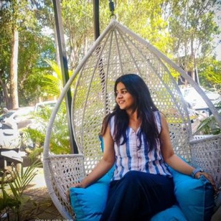 Sanikaa, 18, India