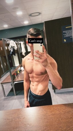 Maxxx, 18, Italy