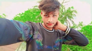 Zx Deepu, 21, India