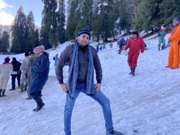 Sam, 30, India