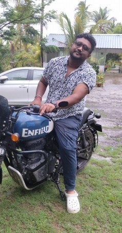 Rajesh Nandy, 32, India