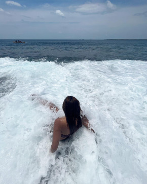Deej, 32, Philippines