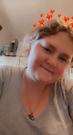 Quin, 23, Canada
