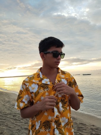 Zach Xiao, 19, Philippines
