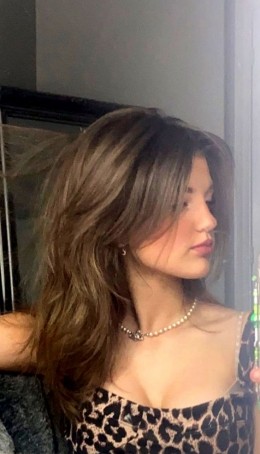 Mari, 18, Portugal