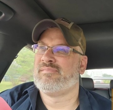 Mathias, 39, United States
