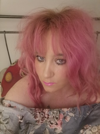 Fiona, 35, United Kingdom