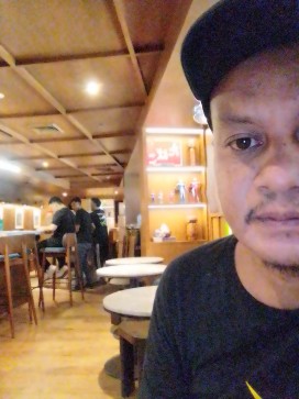 Drew, 37, Philippines