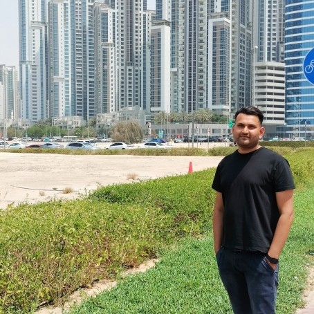 Raxi, 35, Malta