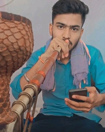 Aj, 24, Saudi Arabia