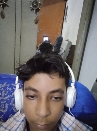 Utkarsh, 18, India