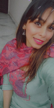 Anshika , 25, India