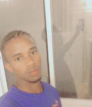 Jalloh , 19, Greece