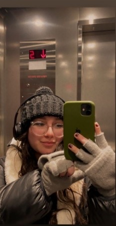 Cristina , 19, United States