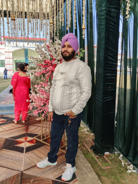 Jassi, 27, India