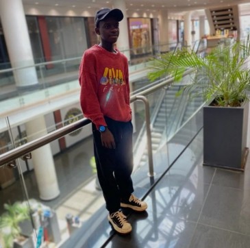  Josh, 18, Uganda