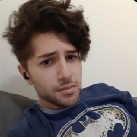 Bon, 25, Canada