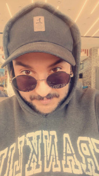 , 25, France