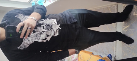 Lonely, 18, Australia
