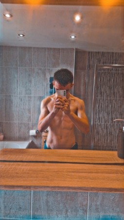 Bailey, 18, United Kingdom