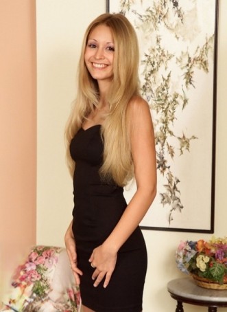 Justina, 27, Poland