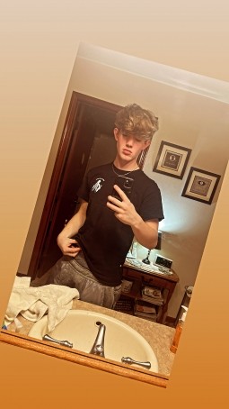 HMU Snap, 18, United States