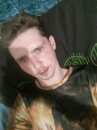 James, 28, United Kingdom