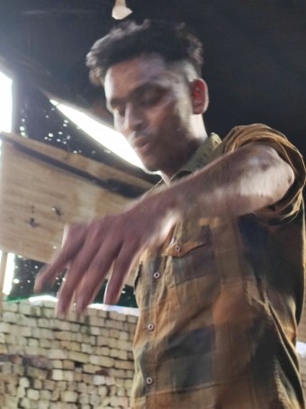 Hunny, 25, India