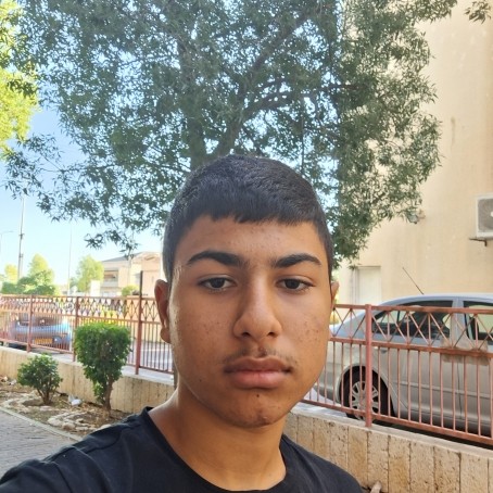 Oshry, 18, Israel
