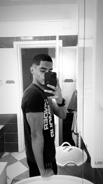 HmDz, 20, France