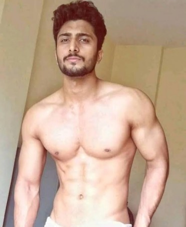 Farhan, 24, India